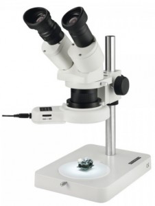 Mikroskop stereoskopowy Eschenbach z oświetleniem pierścieniowym LED, ze statywem.